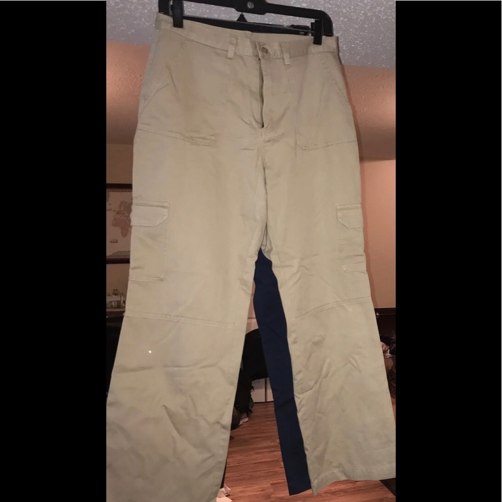 Lands end khakis with cargo pockets